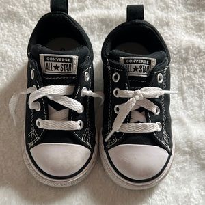 Kids converse. Like new only worn twice